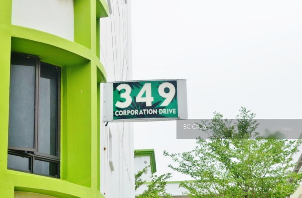 Corporation Drive thumbnail photo